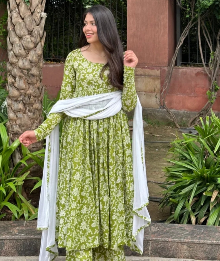 Leaf Green Full Gher Suit kurta Set