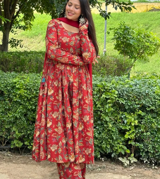 The Red Floral Gher Suit Set