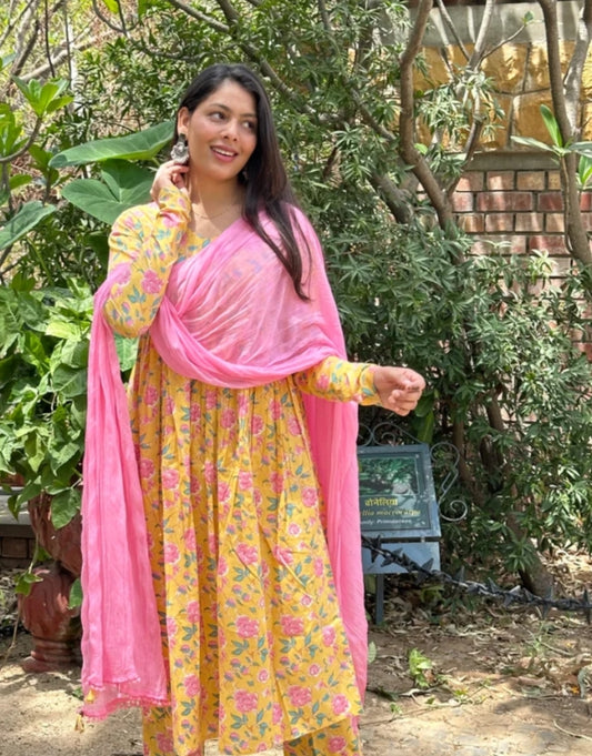 Warm Yellow Suit Set
