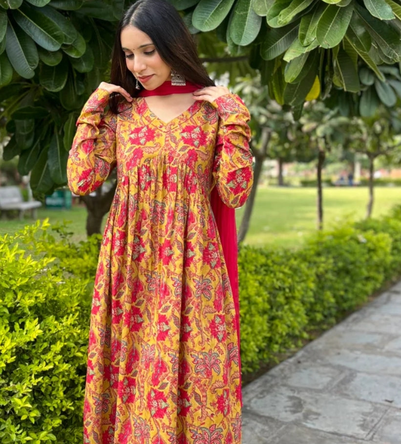 Yellow Floral Mohini Set.
