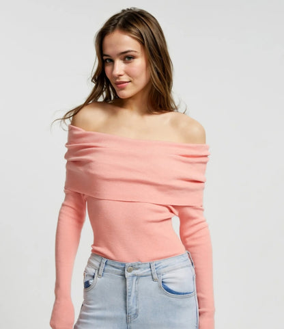 Gathered top
